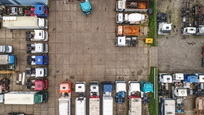 Engel Trucks B.V. - Komercauto - 4x4 undefined: foto 2