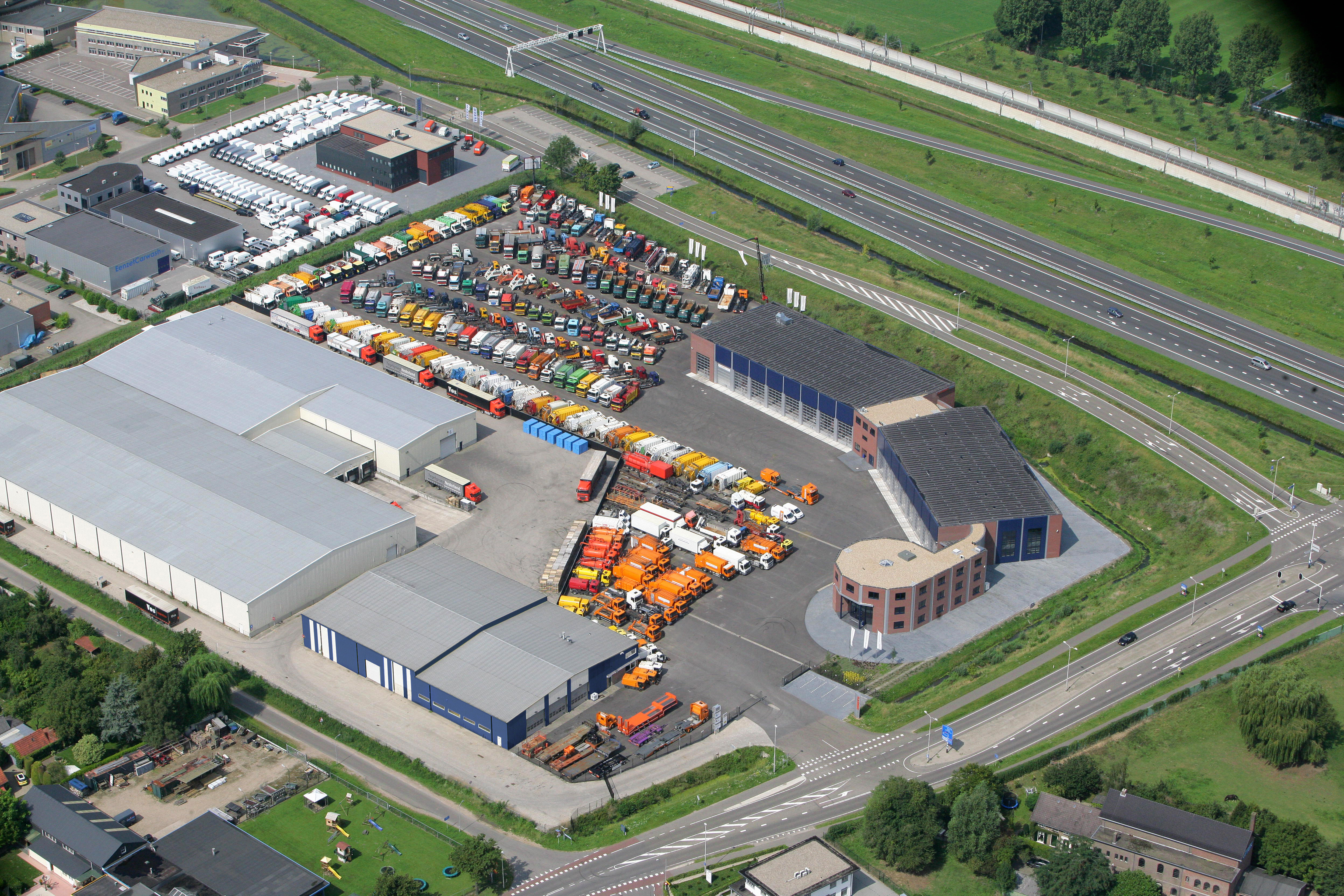 CLEAN MAT TRUCKS B.V. - Vilcēji - Gads: 2018, Nīderlande undefined: foto 1