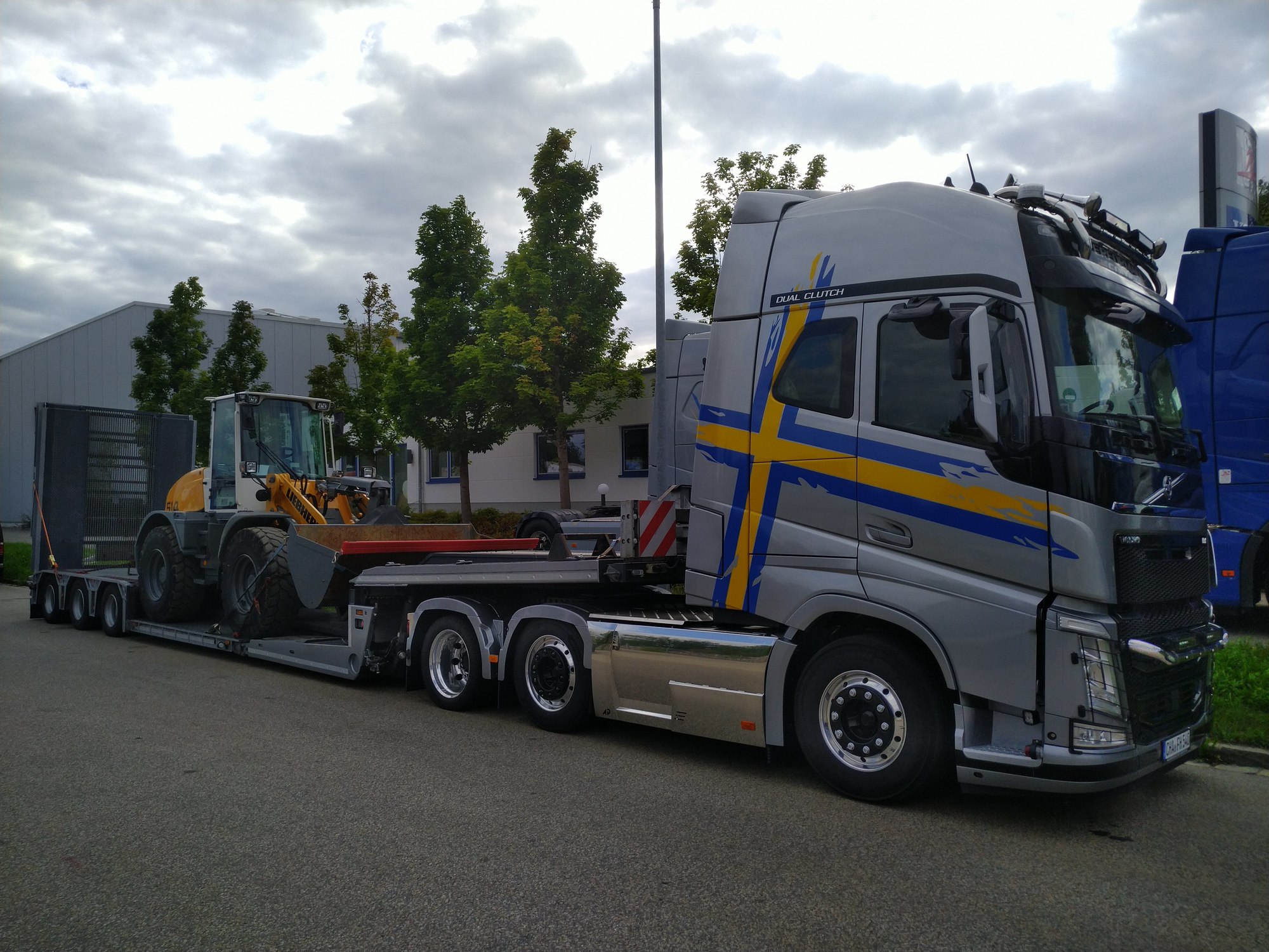 LKW-Service Nuernberger KG - pārdošanas sludinājumi undefined: foto 3