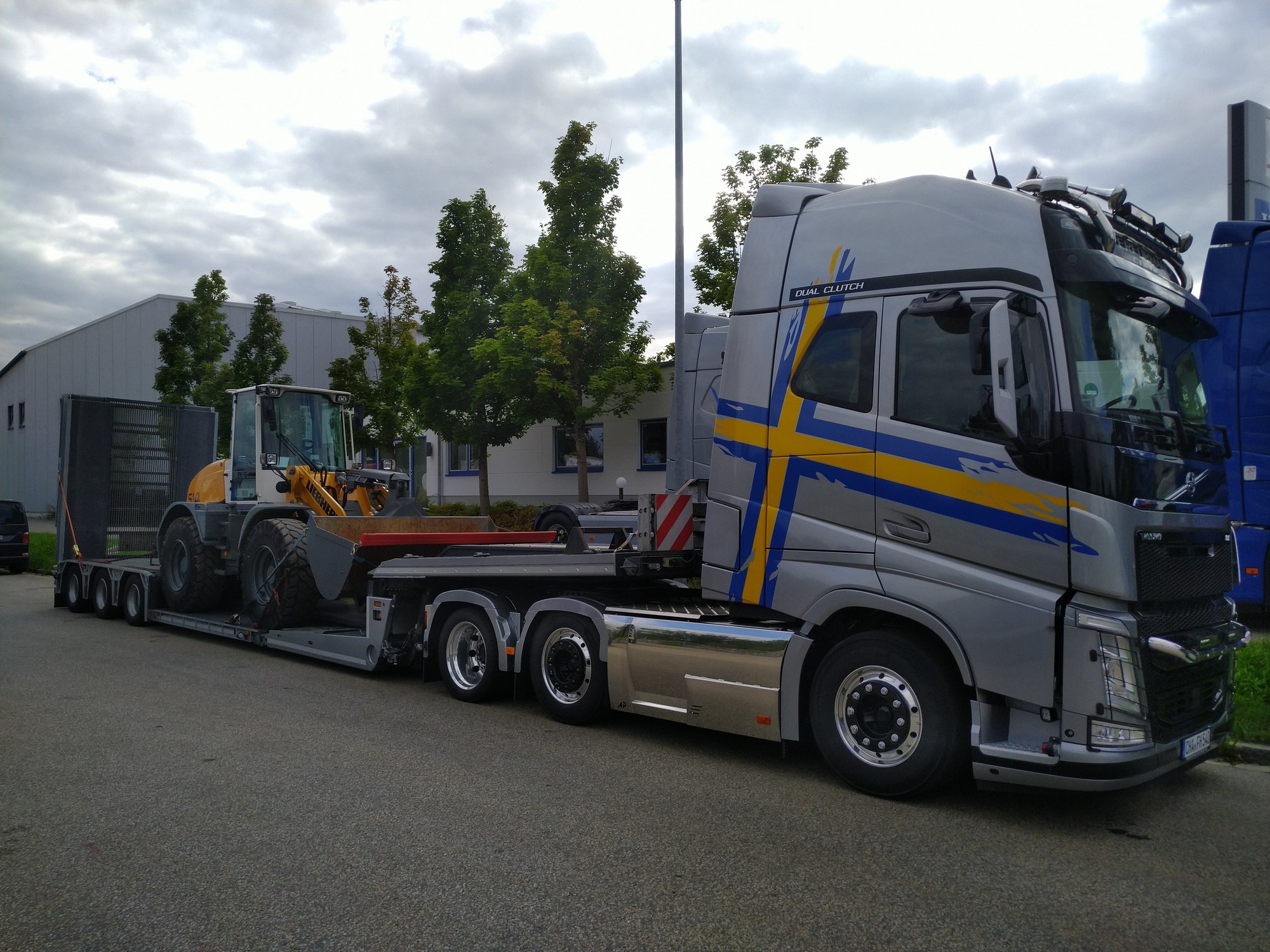 LKW-Service Nuernberger KG - pārdošanas sludinājumi undefined: foto 4