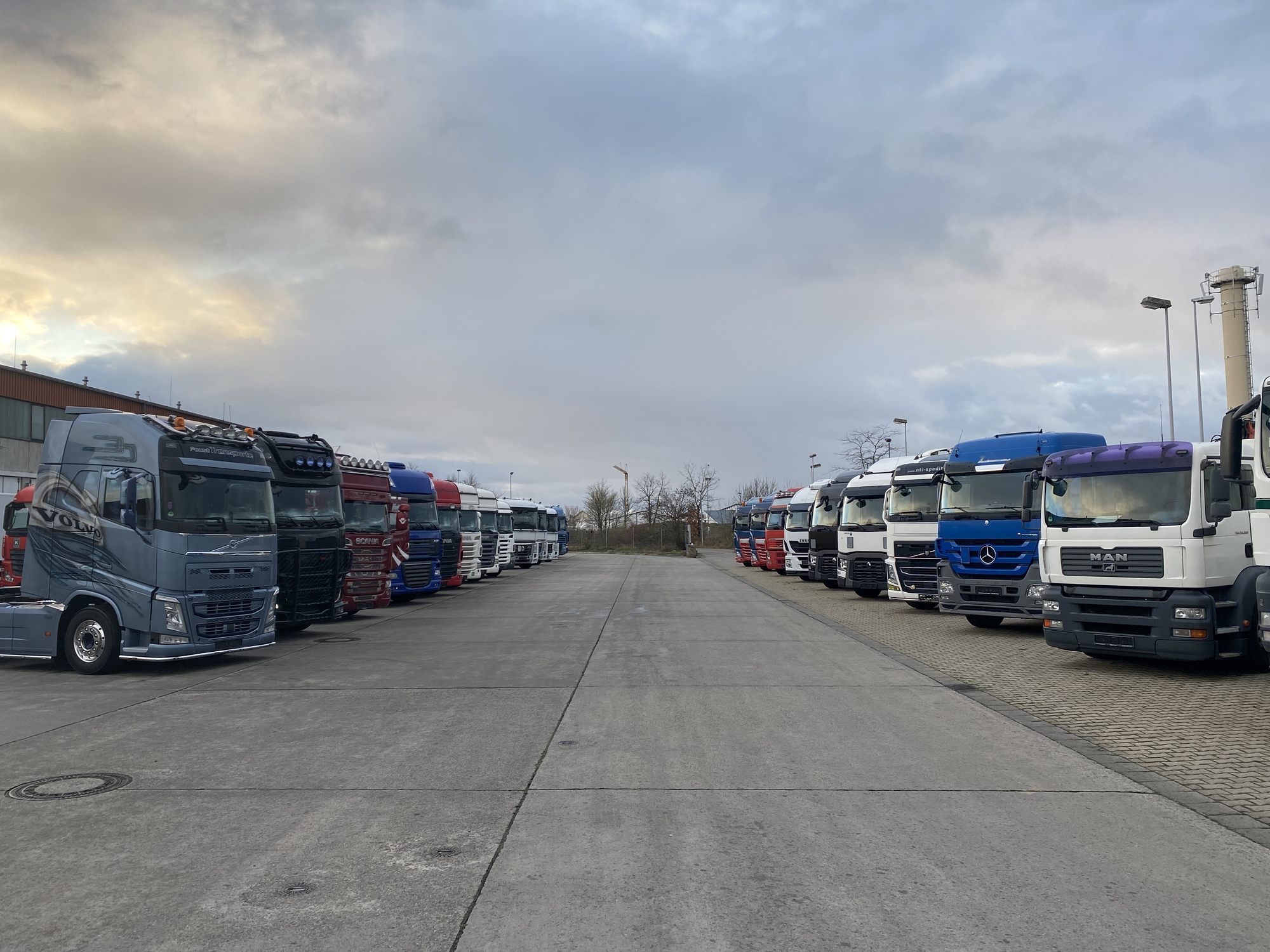 NBC-Trucks GmbH undefined: foto 1