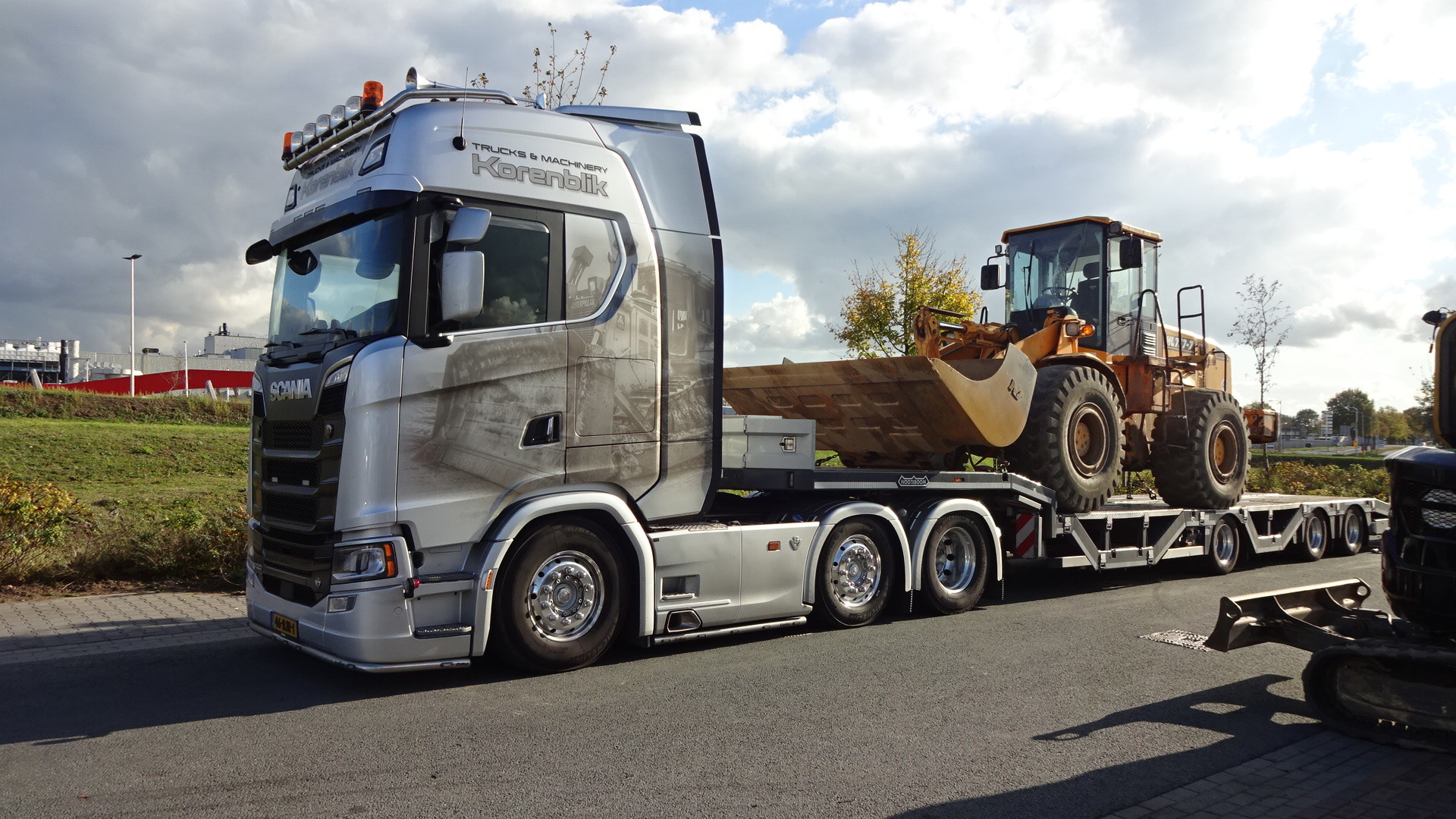C. KORENBLIK TRUCKS B.V. undefined: foto 1
