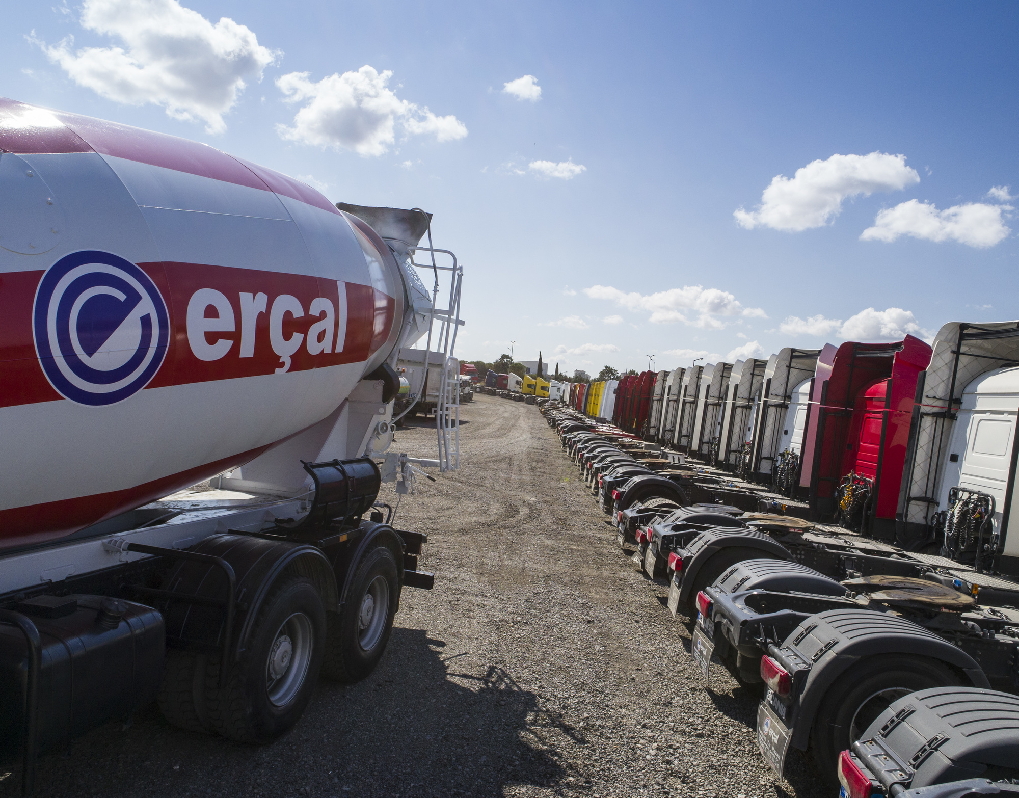 ERCAL TRUCKS - Celtniecības tehnika FORD - Gads: 2011, Euro 5, dīzeļdegviela undefined: foto 4