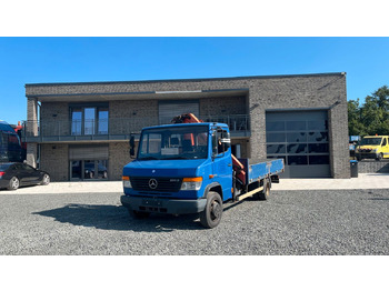 Automašīna ar kravas platformu MERCEDES-BENZ