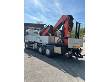 Kravas auto ar manipulatoru MAN TGS 33.440