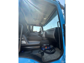 Kravas auto ar manipulatoru MAN TGS 8x2 mit HMF Kran 6020 Jip Winde: foto 5