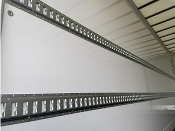 Jaunā Piekabe slēgtā virsbūve Möslein TKO 105 D 7m weiß Tandem- Koffer, Durchladbar, -- Neufahrzeug --: foto 5 Jaunā Piekabe slēgtā virsbūve Möslein TKO 105 D 7m weiß Tandem- Koffer, Durchladbar, -- Neufahrzeug --: foto 5