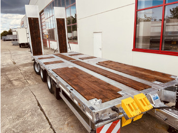 Jaunā Piekabe zema profila platforma pārvadāšana smagās tehnikas Möslein TT 31  31 t GG Tridem- Tieflader 3 Achs, gelenktNeufahrzeug: foto 3