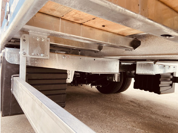 Jaunā Piekabe zema profila platforma pārvadāšana smagās tehnikas Möslein TT 34 Zugrohr Gerade 34 t GG Tridem- Tieflader 3 Achs, gelenktNeufahrzeug: foto 3 Jaunā Piekabe zema profila platforma pārvadāšana smagās tehnikas Möslein TT 34 Zugrohr Gerade 34 t GG Tridem- Tieflader 3 Achs, gelenktNeufahrzeug: foto 3