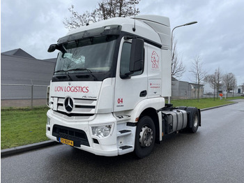 Vilcējs MERCEDES-BENZ Actros 1836