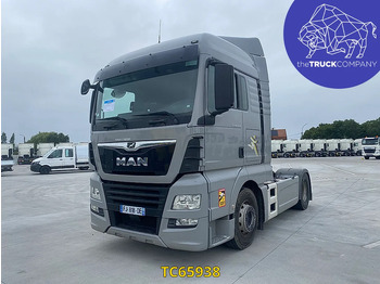 Vilcējs MAN TGX