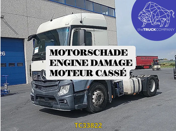 Vilcējs MERCEDES-BENZ Actros 1843