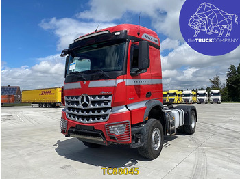 Vilcējs MERCEDES-BENZ Arocs