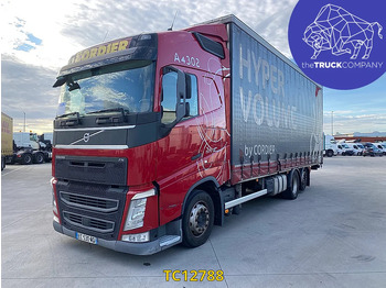 Kravas automašīna ar tentu VOLVO FH 500