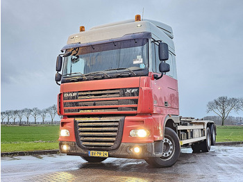 Pacēlājs ar āķi DAF XF 105 410