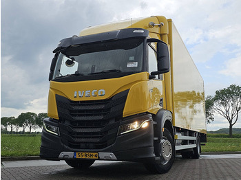 Kravas automašīna ar slēgto virsbūvi IVECO S-WAY