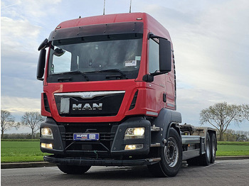 Pacēlājs ar āķi MAN TGS 26.440