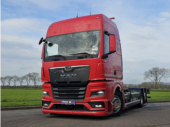 Konteineru vedējs/ Kravas automašīna ar noņemamā virsbūve MAN TGX 26.510