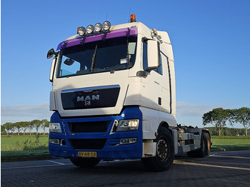 Pacēlājs ar āķi MAN TGX 28.440