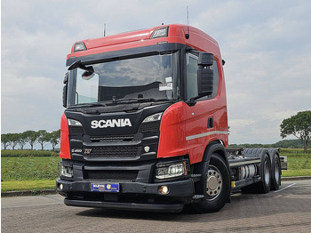 Konteineru vedējs/ Kravas automašīna ar noņemamā virsbūve SCANIA G 450