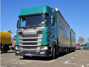 Kravas automašīna ar tentu SCANIA S 450