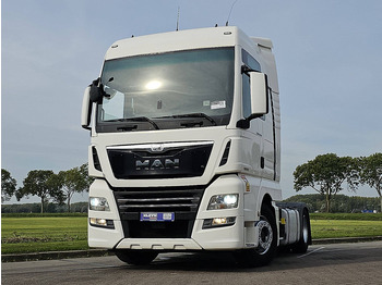 Vilcējs MAN TGX 18.460
