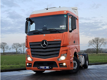 Vilcējs MERCEDES-BENZ Actros 1843