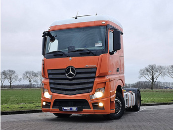 Vilcējs MERCEDES-BENZ Actros 1843