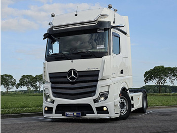 Vilcējs MERCEDES-BENZ Actros 1845