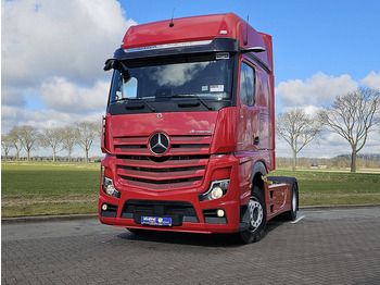 Vilcējs MERCEDES-BENZ Actros 1848