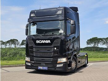 Vilcējs SCANIA R 450