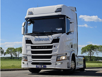 Vilcējs SCANIA R 460