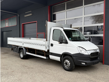 Automašīna ar kravas platformu IVECO Daily 70c17