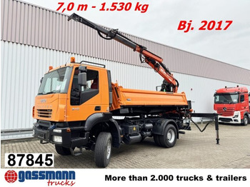 Kravas automašīna pašizgāzējs IVECO Trakker