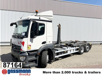 Pacēlājs ar āķi MERCEDES-BENZ Antos 2543