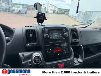 Automašīna ar kravas platformu, Kravas-pasažieru furgons Peugeot Boxer 4x2 Doka: foto 3