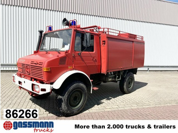 Ugunsdzēsēju mašīna UNIMOG U1300