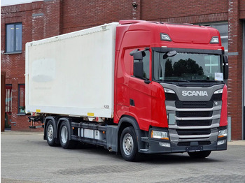 Kravas automašīna ar slēgto virsbūvi SCANIA S 500