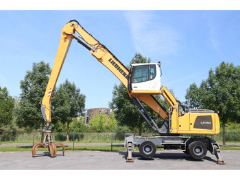Atkritumu iekrāvējs LIEBHERR LH 40 M