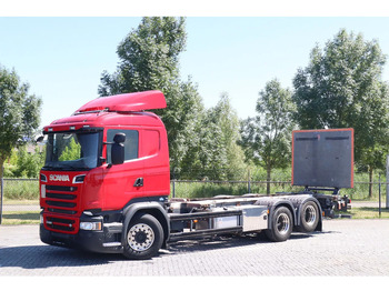 Konteineru vedējs/ Kravas automašīna ar noņemamā virsbūve SCANIA R 580