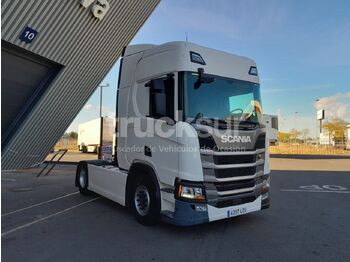 Vilcējs SCANIA R 450