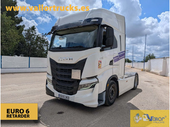 Vilcējs IVECO S-WAY