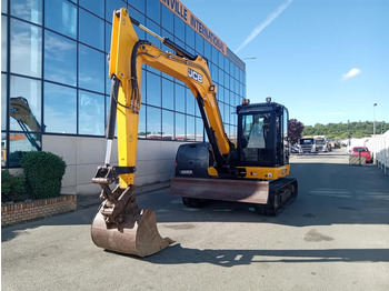 Kāpurķēžu ekskavators JCB