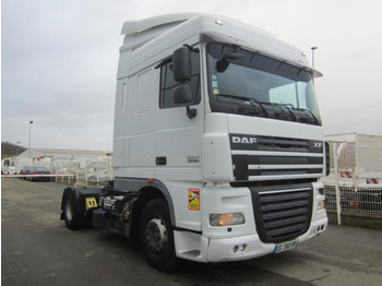 Vilcējs DAF XF 105 460