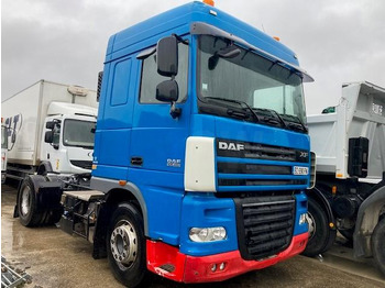 Vilcējs DAF XF 105 460