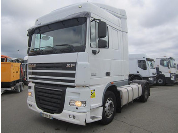 Vilcējs DAF XF 105 460