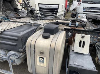 Vilcējs Renault Premium Lander 430 DXI: foto 3