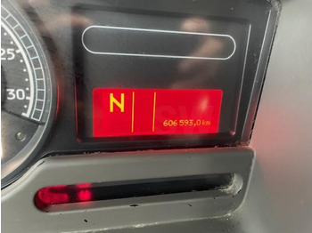 Vilcējs Renault Premium Lander 430 DXI: foto 4