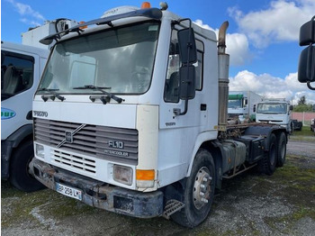 Pacēlājs ar āķi VOLVO FL10