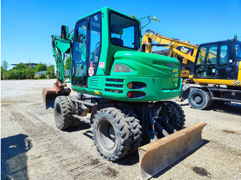 Riteņu ekskavators TAKEUCHI